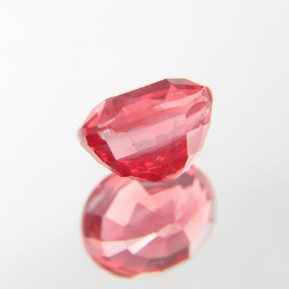rötlich-Oranger Spinell 1.12 ct