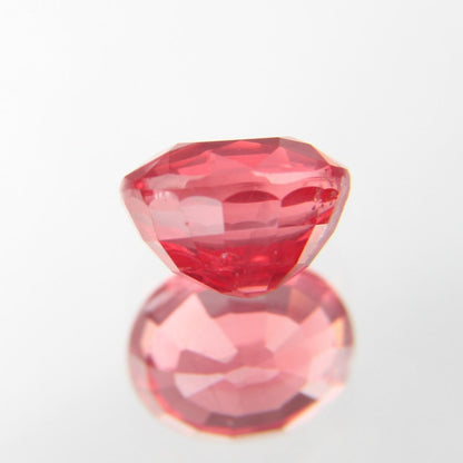 rötlich-Oranger Spinell 1.12 ct