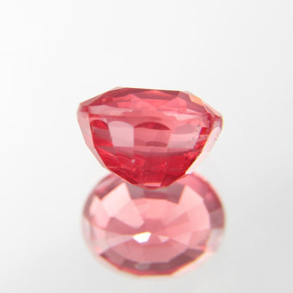 rötlich-Oranger Spinell 1.12 ct
