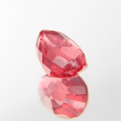 rötlich-Oranger Spinell 1.12 ct