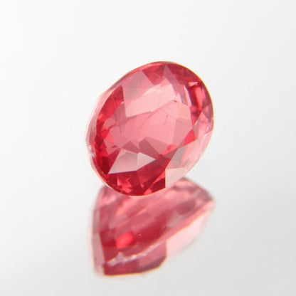 rötlich-Oranger Spinell 1.12 ct