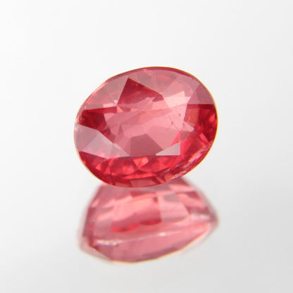 rötlich-Oranger Spinell 1.12 ct