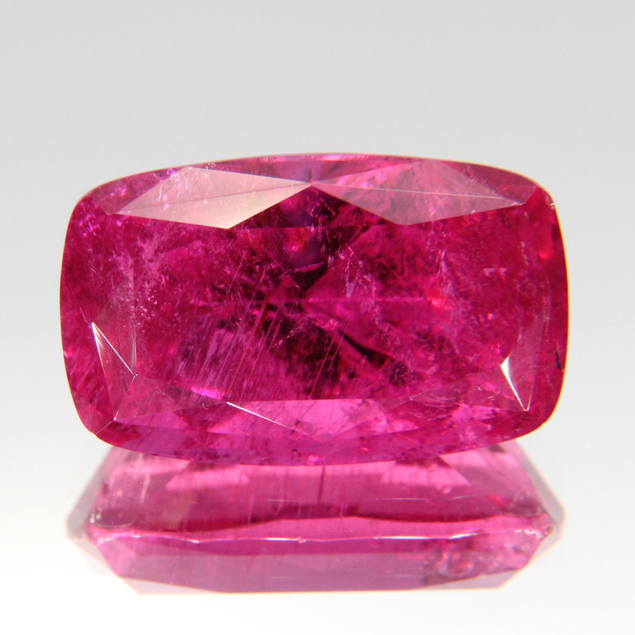 Rubellit 10.23 ct