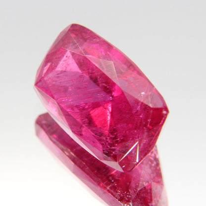 Rubellit 10.23 ct