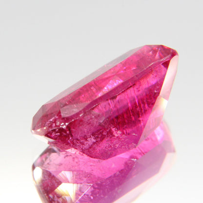 Rubellit 10.23 ct