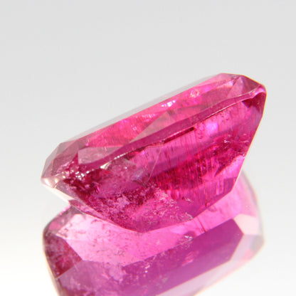 Rubellit 10.23 ct