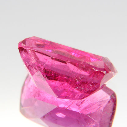 Rubellit 10.23 ct