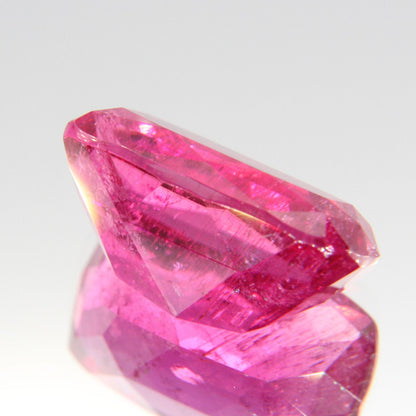 Rubellit 10.23 ct