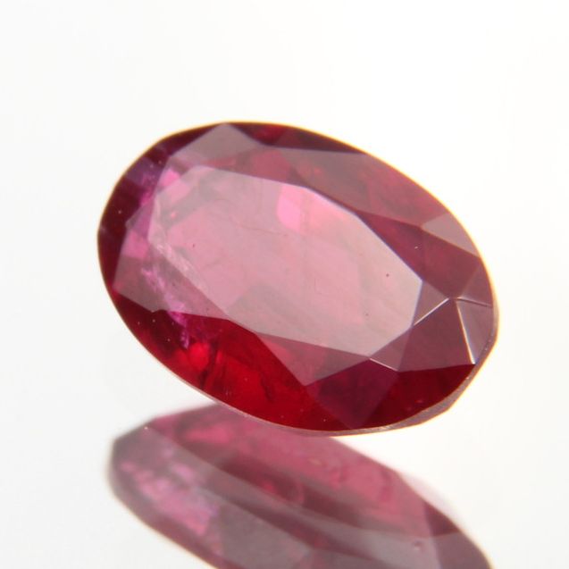 Rubin 0.37ct 
