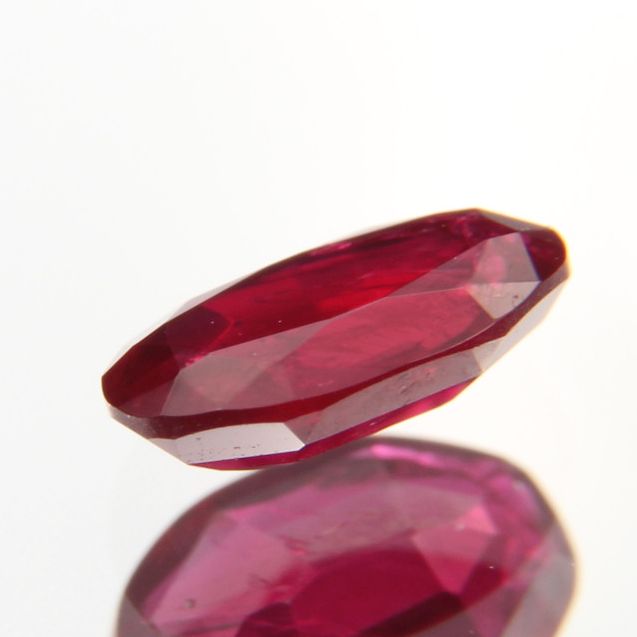 Rubin 0.37ct 