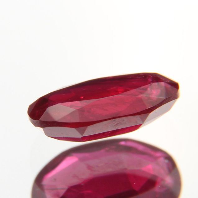 Rubin 0.37ct 