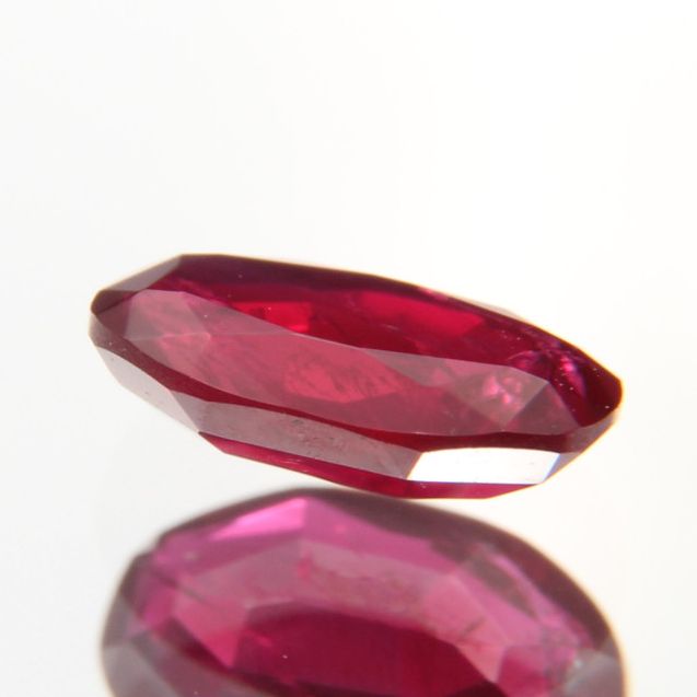 Rubin 0.37ct 