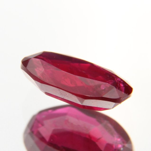 Rubin 0.37ct 