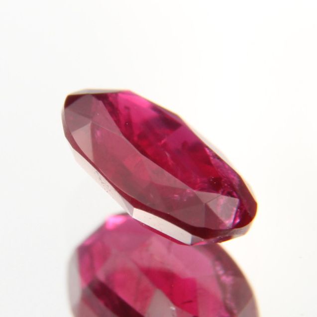 Rubin 0.37ct 
