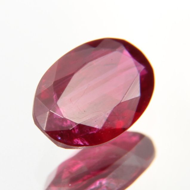 Rubin 0.37ct 