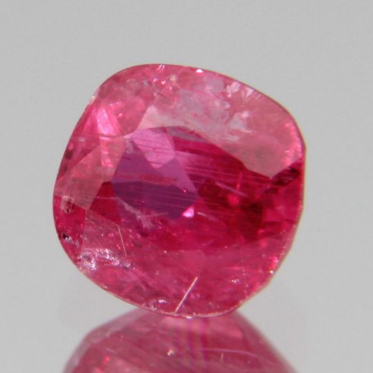 Rubin 0.43ct