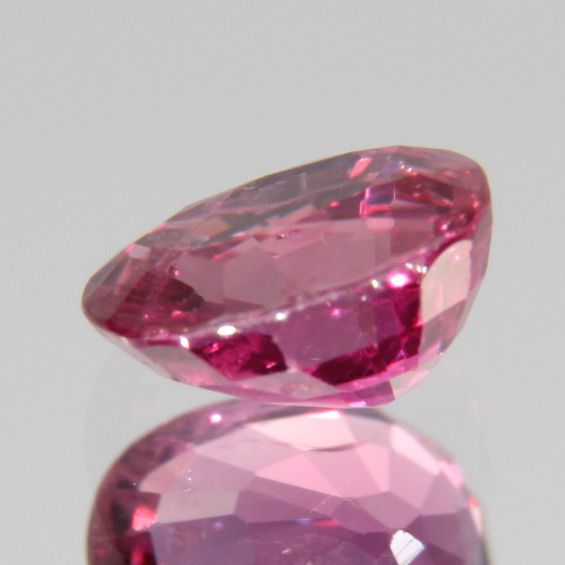 Rubin 0.49ct