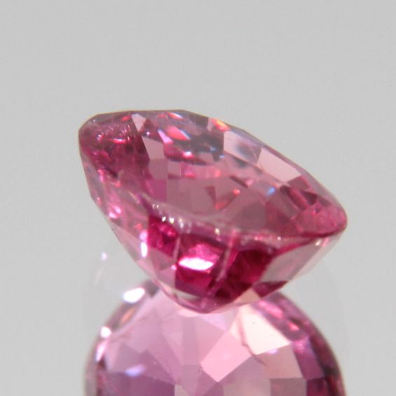 Rubin 0.49ct