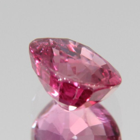 Rubin 0.49ct