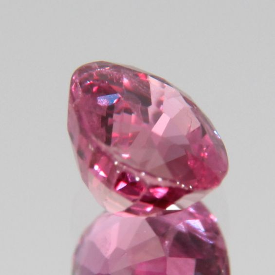 Rubin 0.49ct