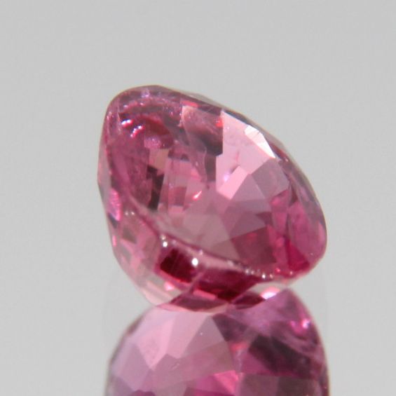 Rubin 0.49ct