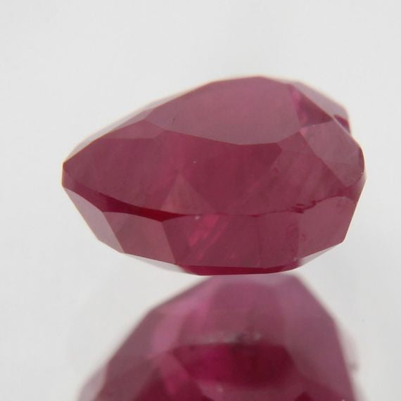 Rubin 0.69 ct