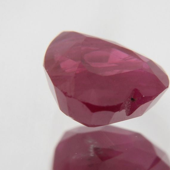 Rubin 0.69 ct