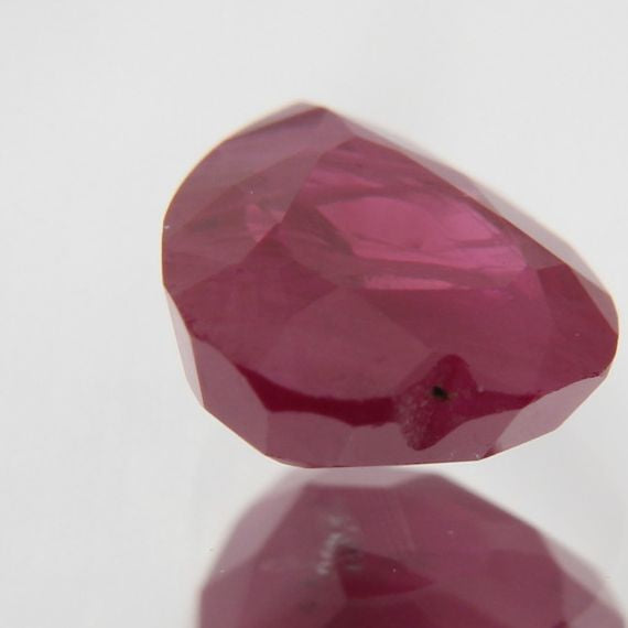 Rubin 0.69 ct
