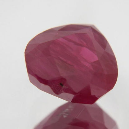 Rubin 0.69 ct