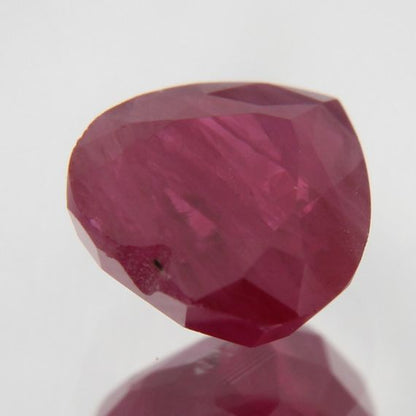 Rubin 0.69 ct