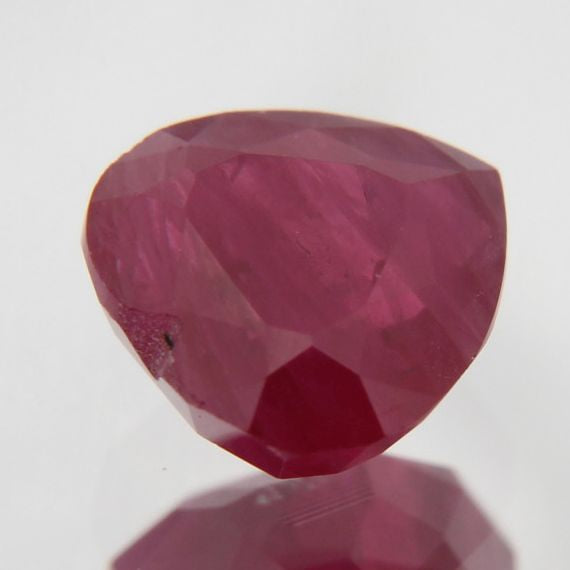 Rubin 0.69 ct