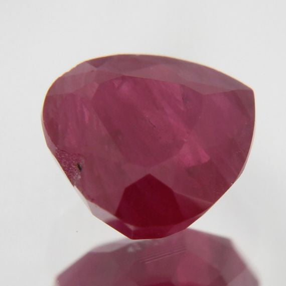 Rubin 0.69 ct