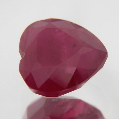 Rubin 0.69 ct