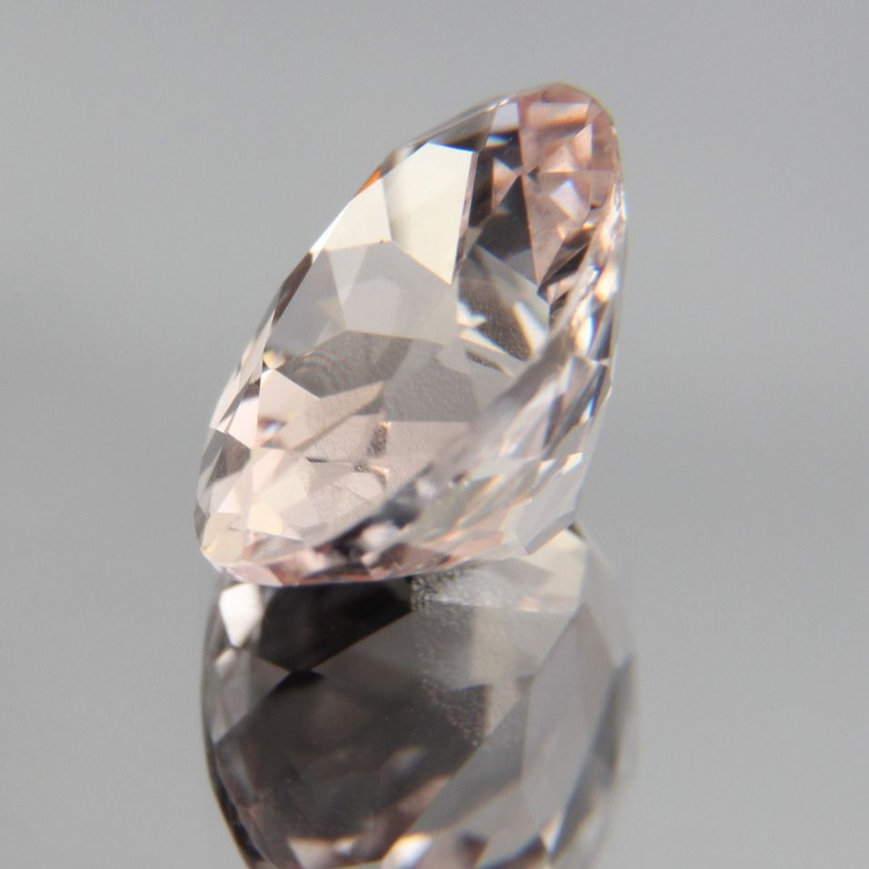 Hellpinker Saphir 2.04 ct
