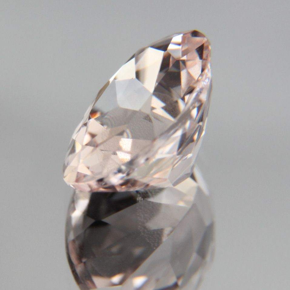 Hellpinker Saphir 2.04 ct