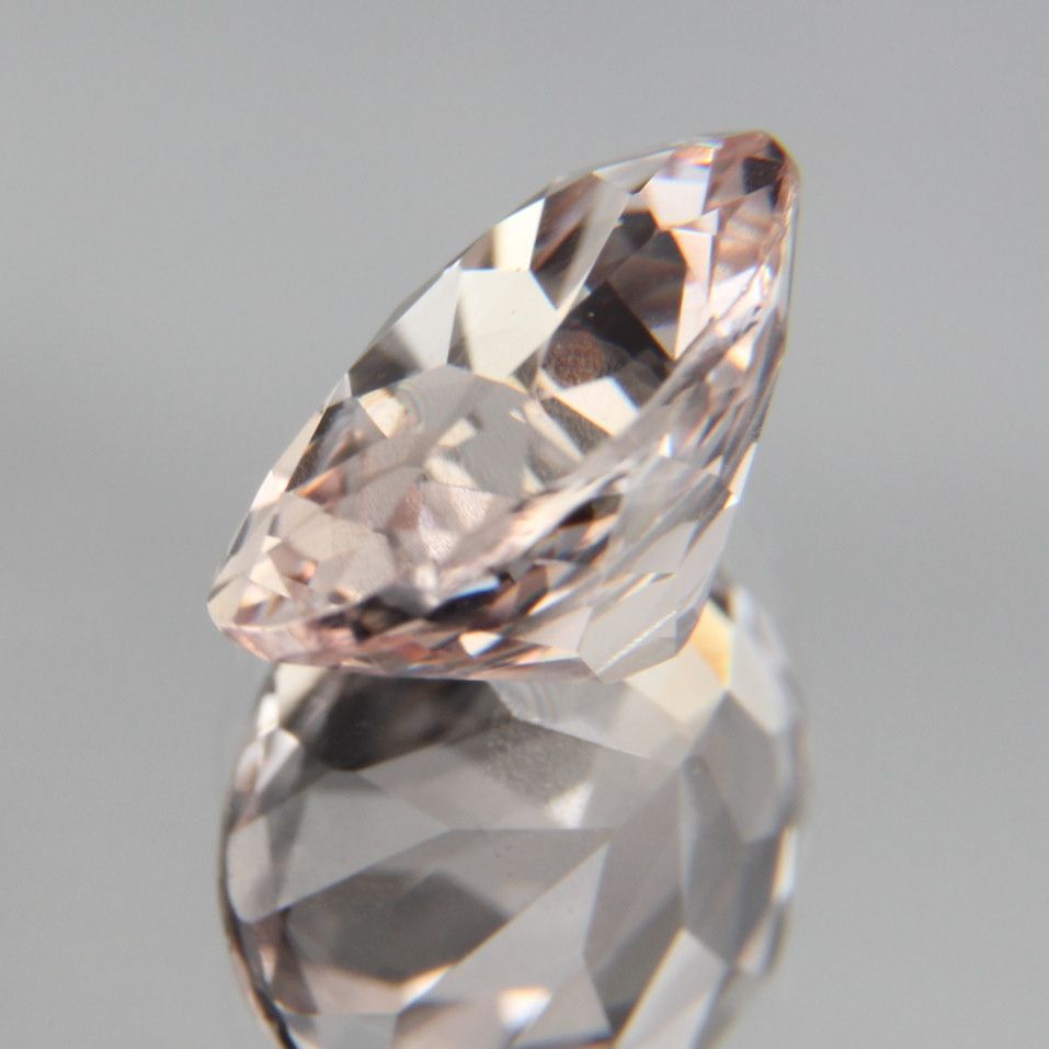 Hellpinker Saphir 2.04 ct