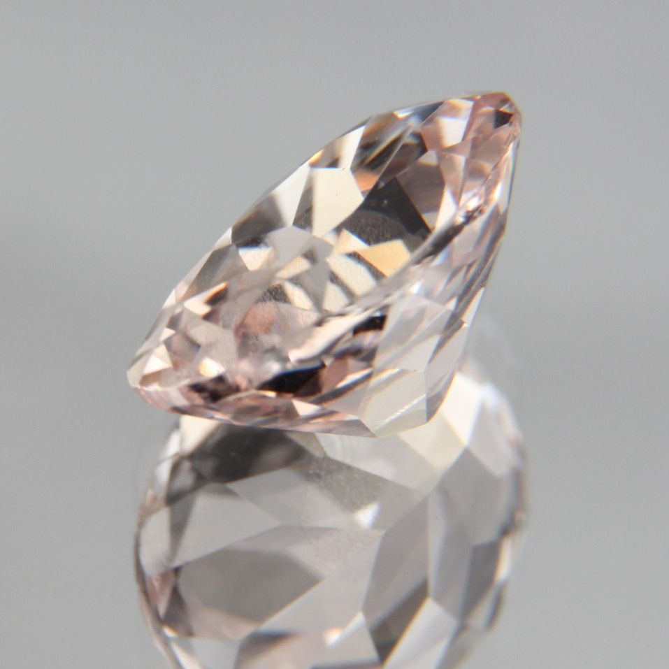 Hellpinker Saphir 2.04 ct