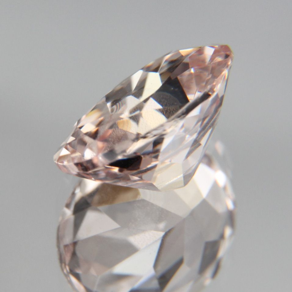Hellpinker Saphir 2.04 ct
