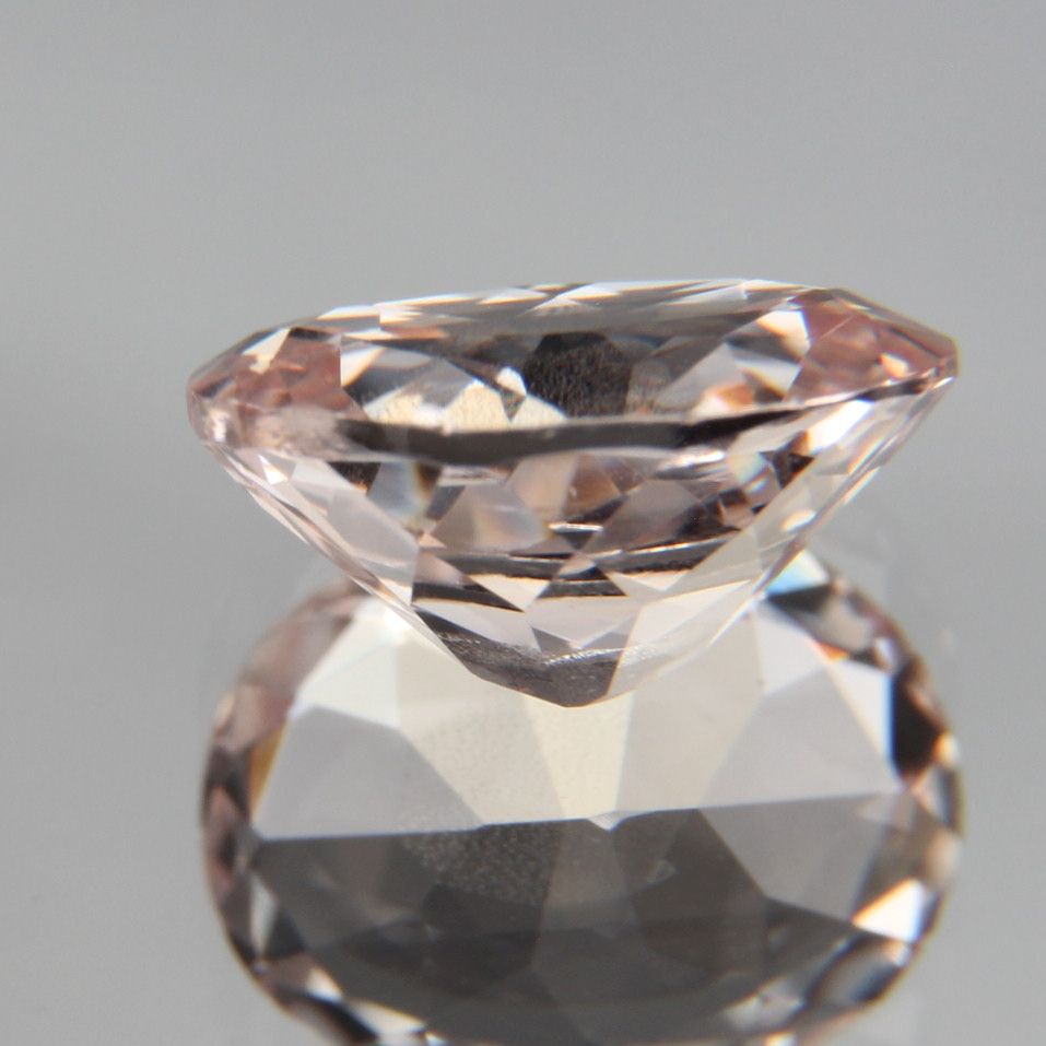 Hellpinker Saphir 2.04 ct