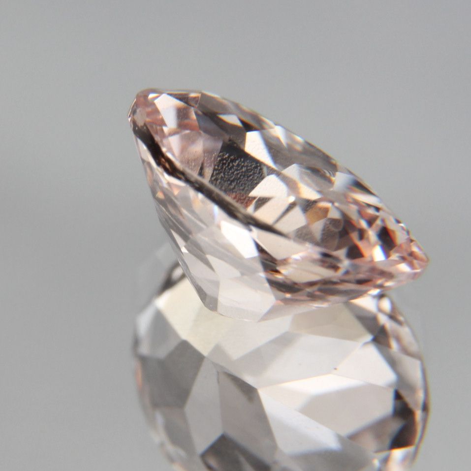 Hellpinker Saphir 2.04 ct