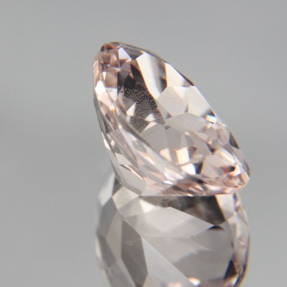 Hellpinker Saphir 2.04 ct
