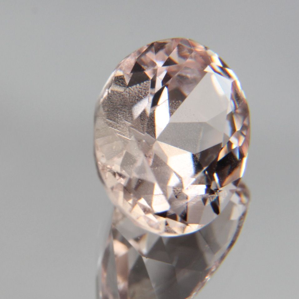 Hellpinker Saphir 2.04 ct