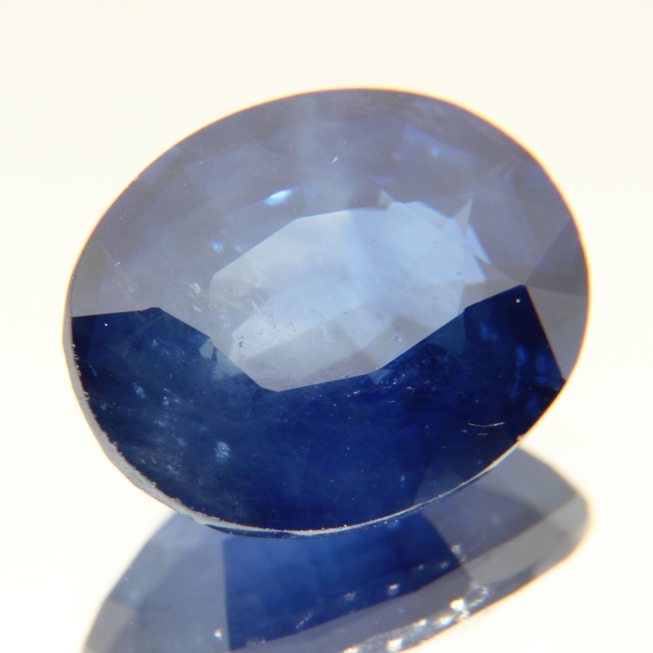 Blauer Saphir 6.34ct
