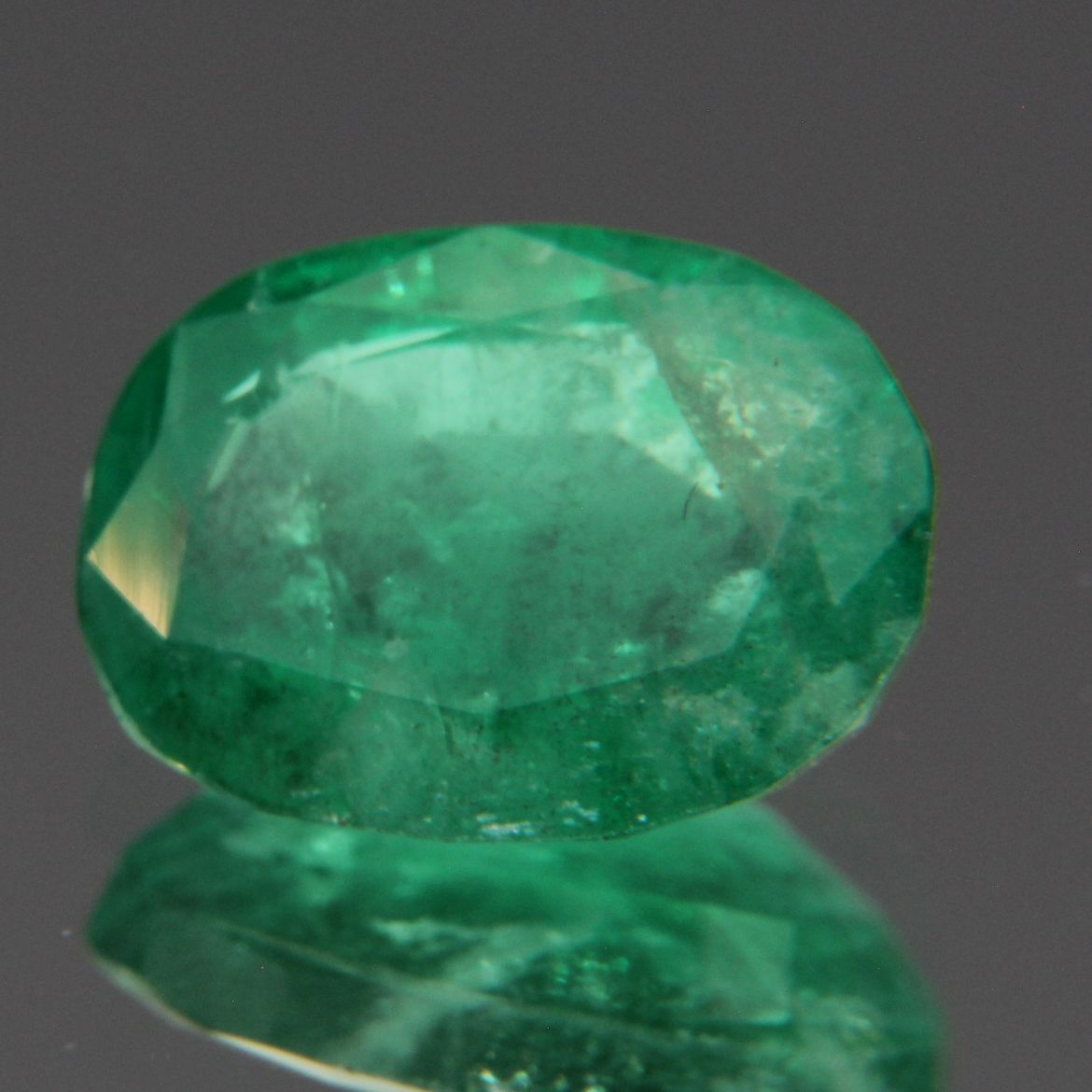Emerald 2.11 ct