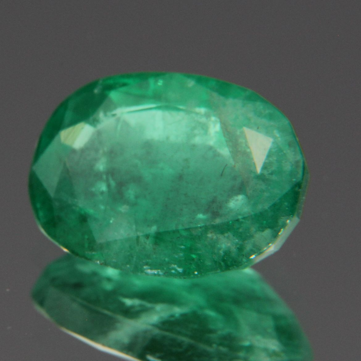 Emerald 2.11 ct