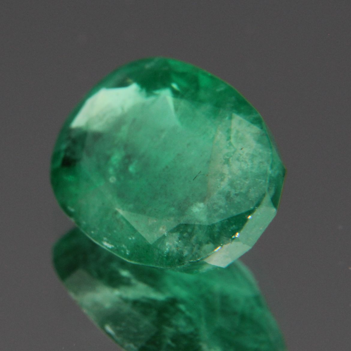 Emerald 2.11 ct