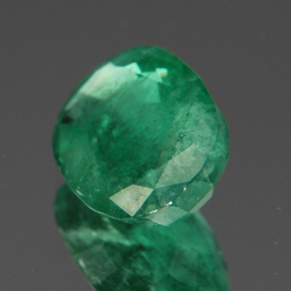 Emerald 2.11 ct