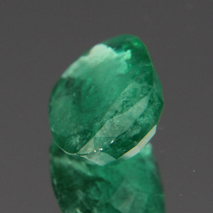 Emerald 2.11 ct
