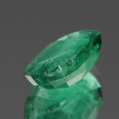 Emerald 2.11 ct