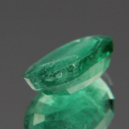 Emerald 2.11 ct